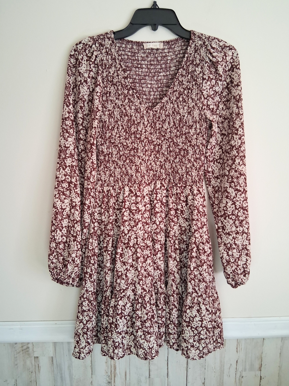 Altar'd State Dress Long Sleeve Smocked V-neck Ditsy Floral Burgundy Size XS